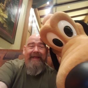 Meet your Posher, Robert